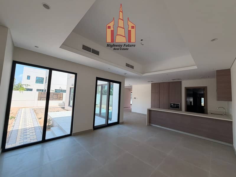 Luxurious 5BR Villa With Maidroom Wardrobes For Rent only 170k - Image 21