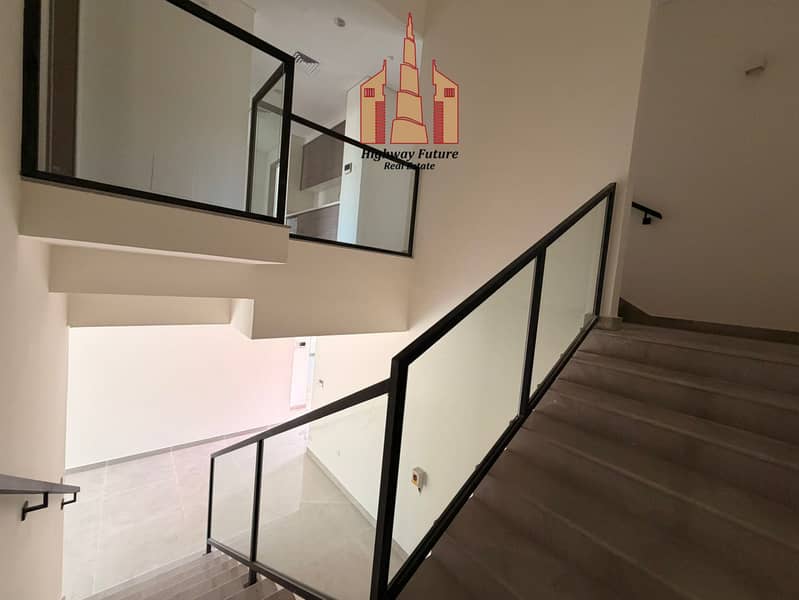 Luxurious 5BR Villa With Maidroom Wardrobes For Rent only 170k - Image 22