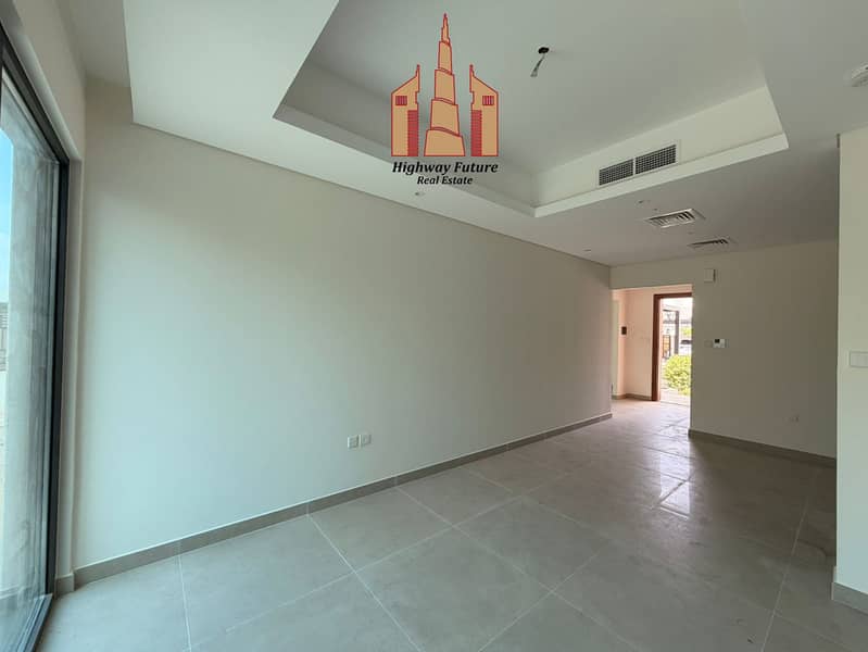 Luxurious 5BR Villa With Maidroom Wardrobes For Rent only 170k - Image 23