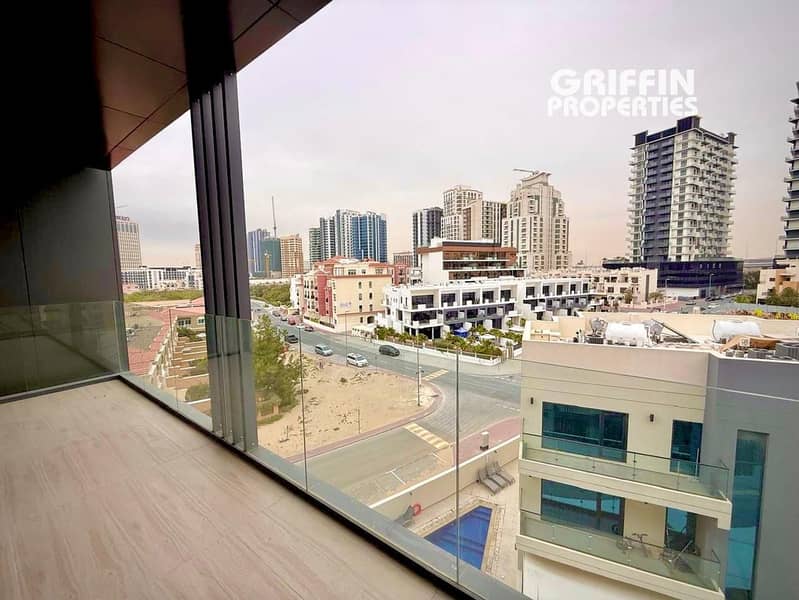 with Maidsroom | Unfurnished | Vibrant Community - Image 3