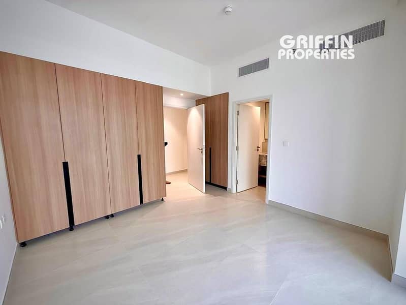 with Maidsroom | Unfurnished | Vibrant Community - Image 5