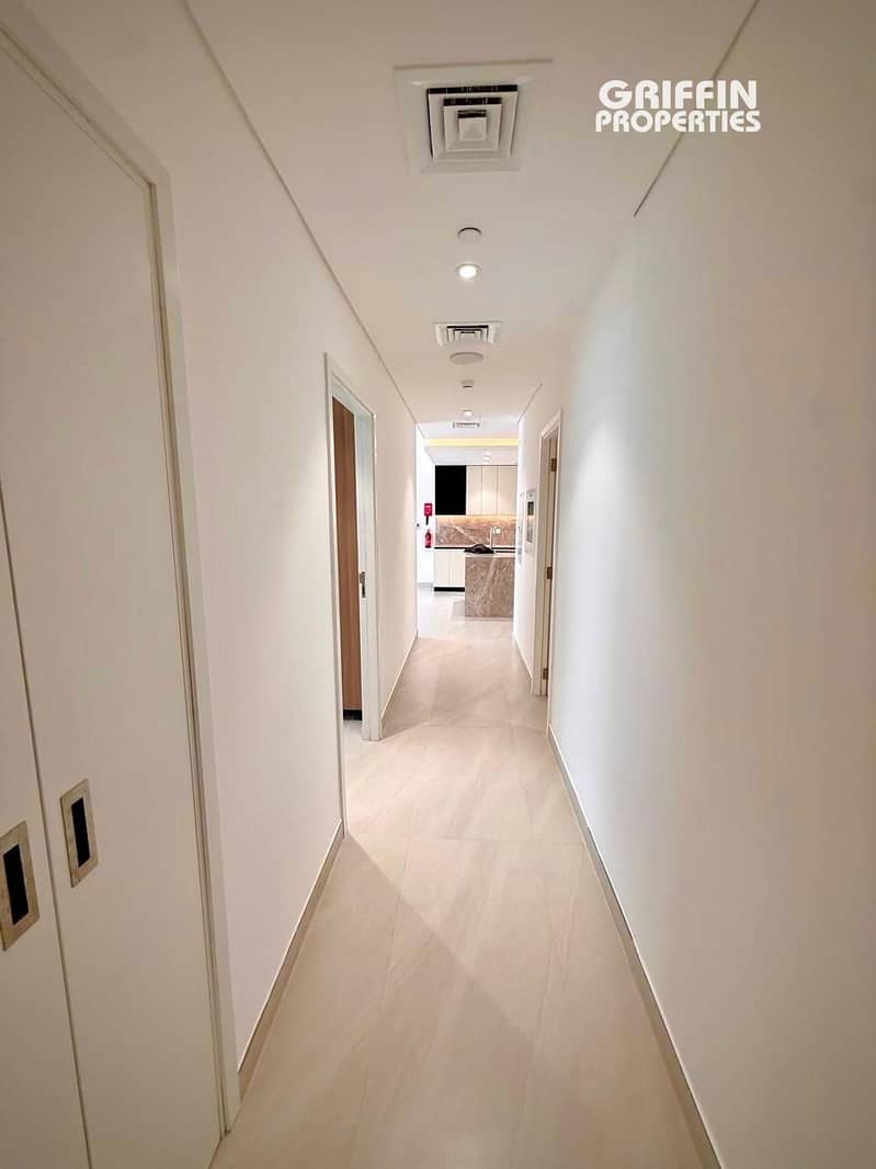 with Maidsroom | Unfurnished | Vibrant Community - Image 7