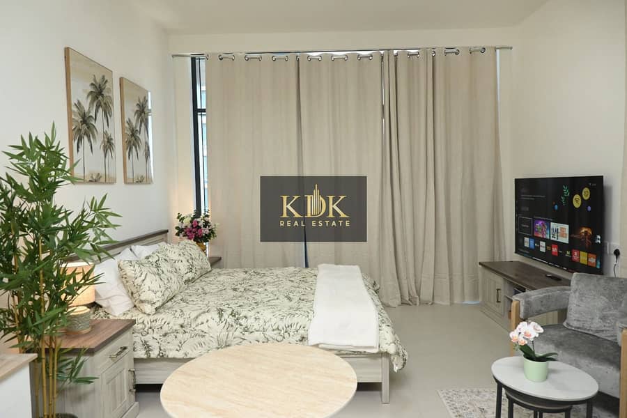Premium Interior | Fully Furnished | Best Amenities - Image 1