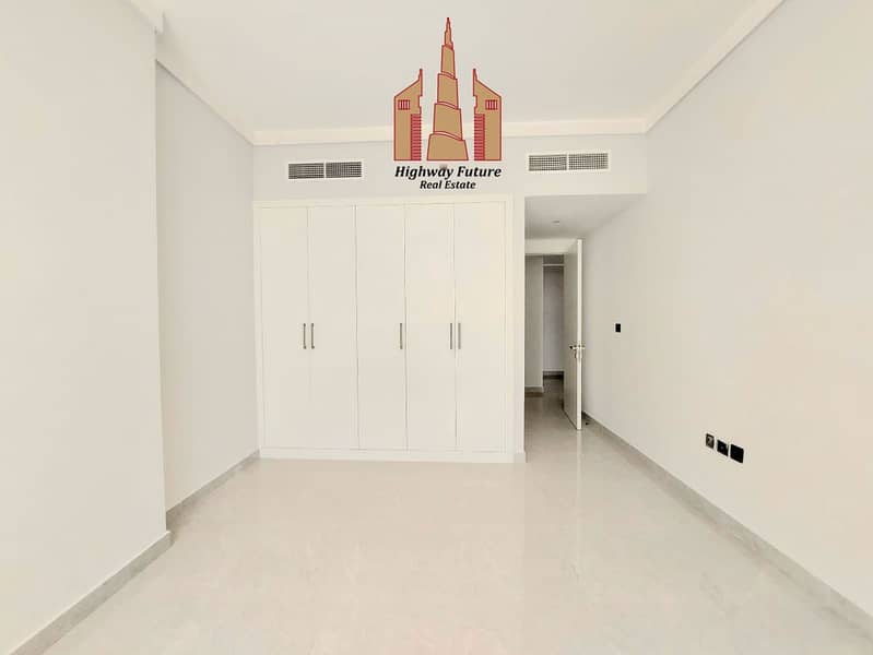 10 1000632245. jpg