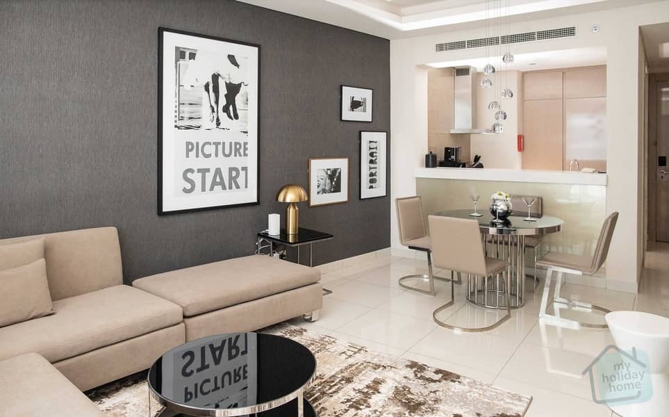 8 012_living_room2606. jpg