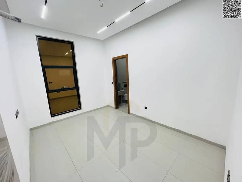 9 844607795-1066x800. webp