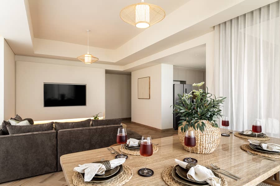 15 U33-52-42 Tower2-3102(Airbnb_-12. jpg