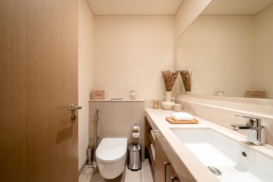 43 U33-52-42 Tower2-3102(Airbnb_-36. jpg