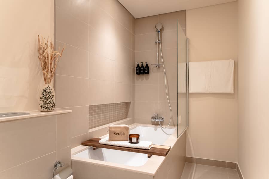 48 U33-52-42 Tower2-3102(Airbnb_-40. jpg