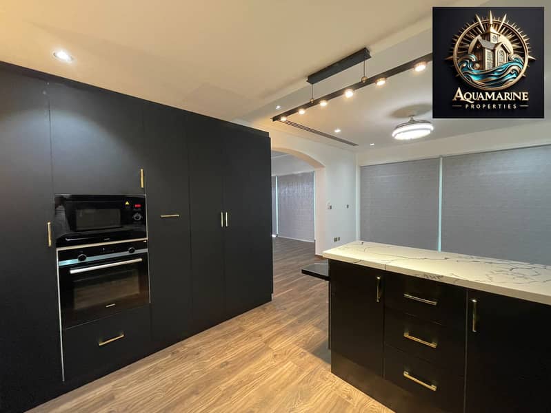 10 kitchen (1). jpg