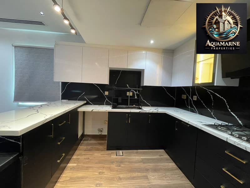 11 kitchen (9). jpg