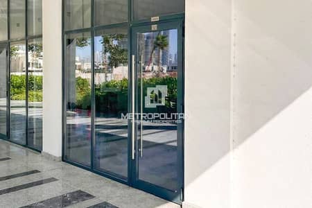 Shop zum zur Miete in Meydan, Dubai - Geschäft in Meydan，Meydan One，Azizi Riviera，Azizi Riviera 48, 160000 AED - 15503506