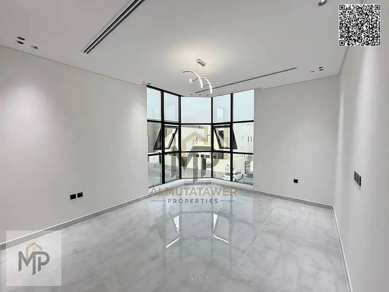 14 845107325-1066x800. webp