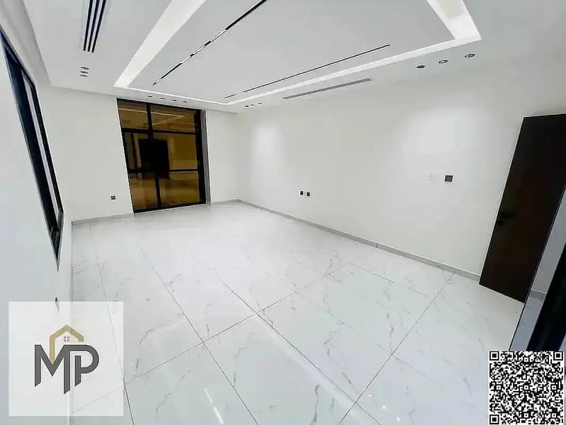 11 803231676-1066x800. webp