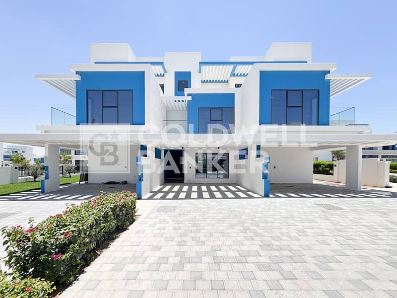 Vacant | 5BR + Maid | Prime Location Vacant | 5BR + Maid | Prime Location