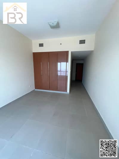 2 Bedroom Flat for Rent in Corniche Ajman, Ajman - WhatsApp Image 2026-06-16 at 5.13. 14 PM. jpeg 2 Bedroom Flat for Rent in Corniche Ajman, Ajman - WhatsApp Image 2026-06-16 at 5.13. 14 PM. jpeg