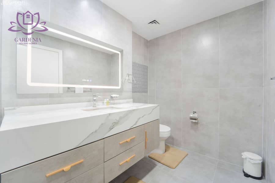 15 Bath 2 1. jpg