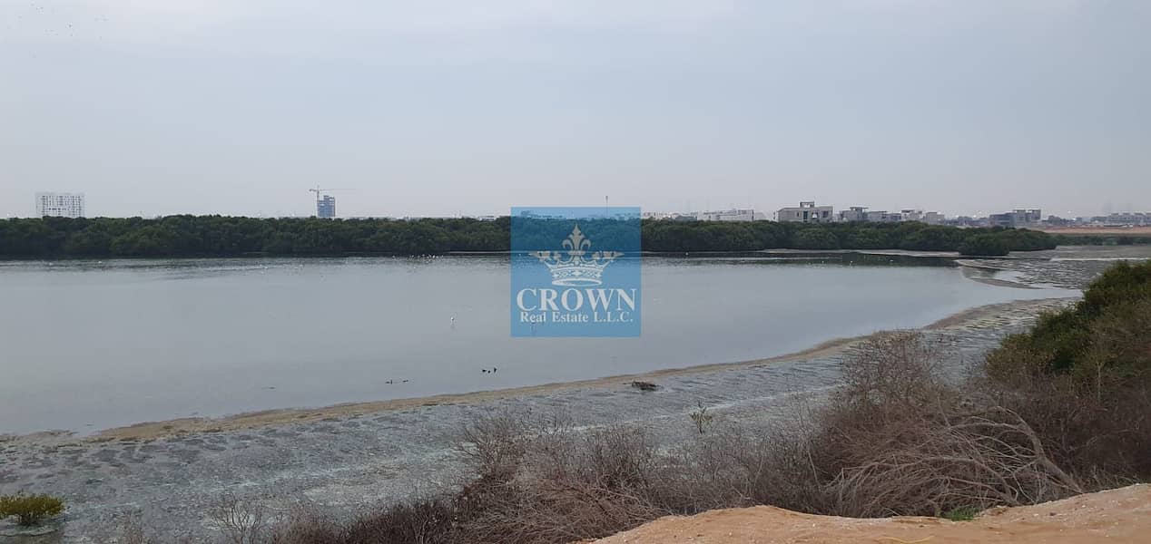 Best Investment for rental or own use! Luxury 1 Bedroom Hall w/ garden or marina view in The Gateway Al Zorah City - Image 6