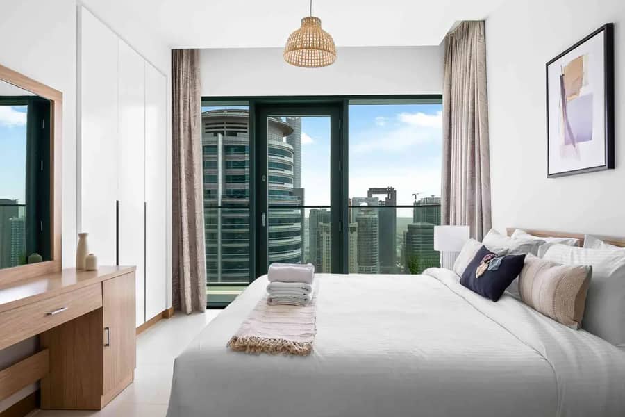 25 n2penthouse04066. jpg