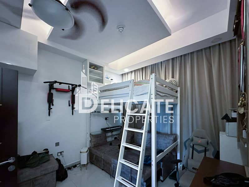 21 Residence 2-32. jpg