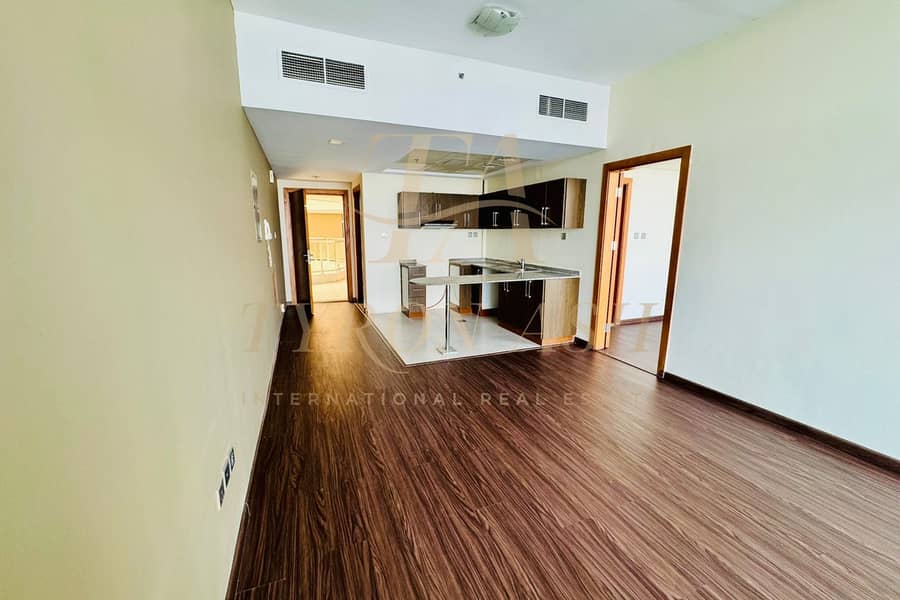 LARGE 1 BED | BEAUTIFUL BALCONY | HIGH FLOOR LARGE 1 BED | BEAUTIFUL BALCONY | HIGH FLOOR