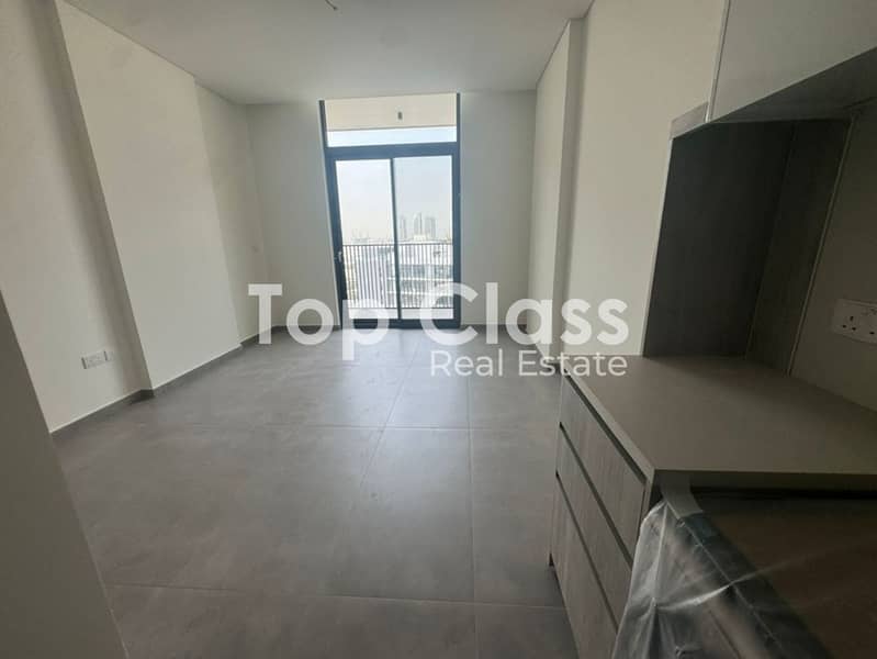Unfurnished | Ready to Move | Appliances Included - Image 4