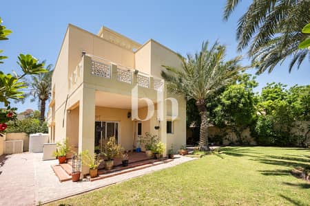 3 habitaciones Villa para en Alquiler en The Meadows, Dubai - images image img