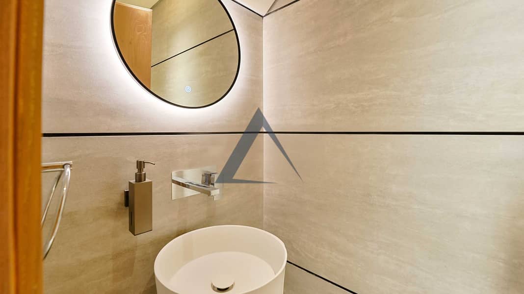 11 Property Image