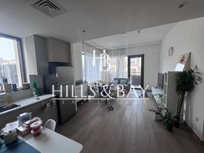 1 Bedroom Flat for Sale in Dubai Creek Harbour, Dubai - Investor Deal | Vacant on Transfer | Pool View 1 Bedroom Flat for Sale in Dubai Creek Harbour, Dubai - Investor Deal | Vacant on Transfer | Pool View