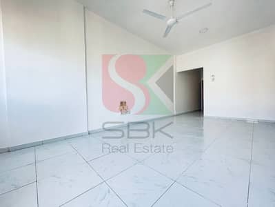 2 Slaapkamers Appartement te Huur in Al Qasimia, Sharjah - Appartement in Al Qasimia，Al Qasimia Building, 2 slaapkamers, 29000 AED - 8589897