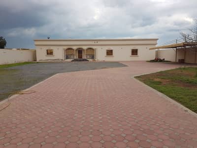 Excellent villa for sale in the emirate of Ras Al Khaimah - Al Dhait South Excellent villa for sale in the emirate of Ras Al Khaimah - Al Dhait South