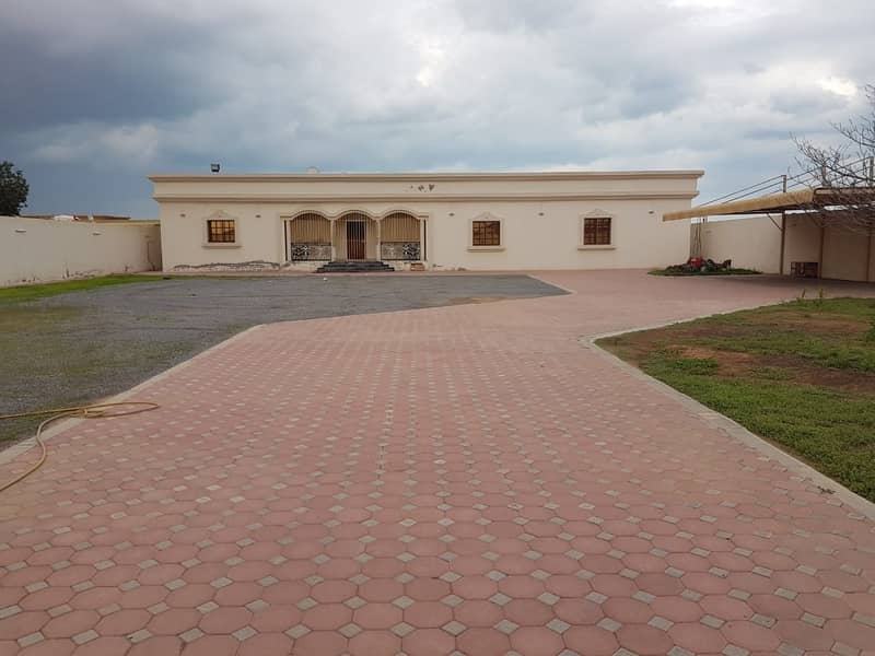 Excellent villa for sale in the emirate of Ras Al Khaimah - Al Dhait South Excellent villa for sale in the emirate of Ras Al Khaimah - Al Dhait South