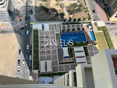2 Bedroom Flat for Sale in Jumeirah Village Circle (JVC), Dubai - Pool. jpeg 2 Bedroom Flat for Sale in Jumeirah Village Circle (JVC), Dubai - Pool. jpeg