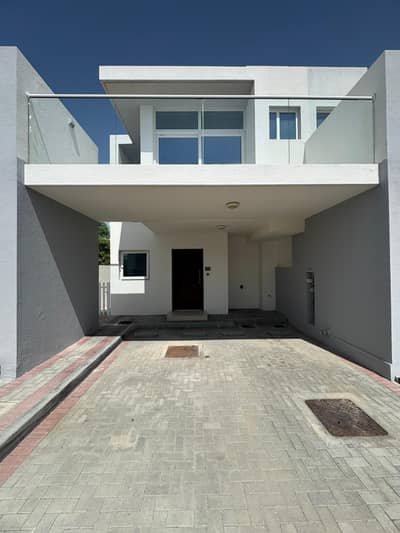 3 Camere Townhouse in Affitto a DAMAC Hills 2 (Akoya by DAMAC), Dubai - WhatsApp Image 2026-06-04 at 12.14. 55 PM (1). jpeg 3 Camere Townhouse in Affitto a DAMAC Hills 2 (Akoya by DAMAC), Dubai - WhatsApp Image 2026-06-04 at 12.14. 55 PM (1). jpeg