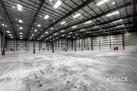 Warehouse de  à à louer à Jebel Ali, Dubai - Entrepôt à Jebel Ali，Jebel Ali Freezone，Jebel Ali Freezone South, 2608980 AED - 15510226