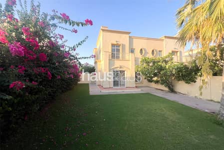 3 Bedroom Villa for Rent in The Springs, Dubai - Full Lake View | Well Maintained | Type 3E