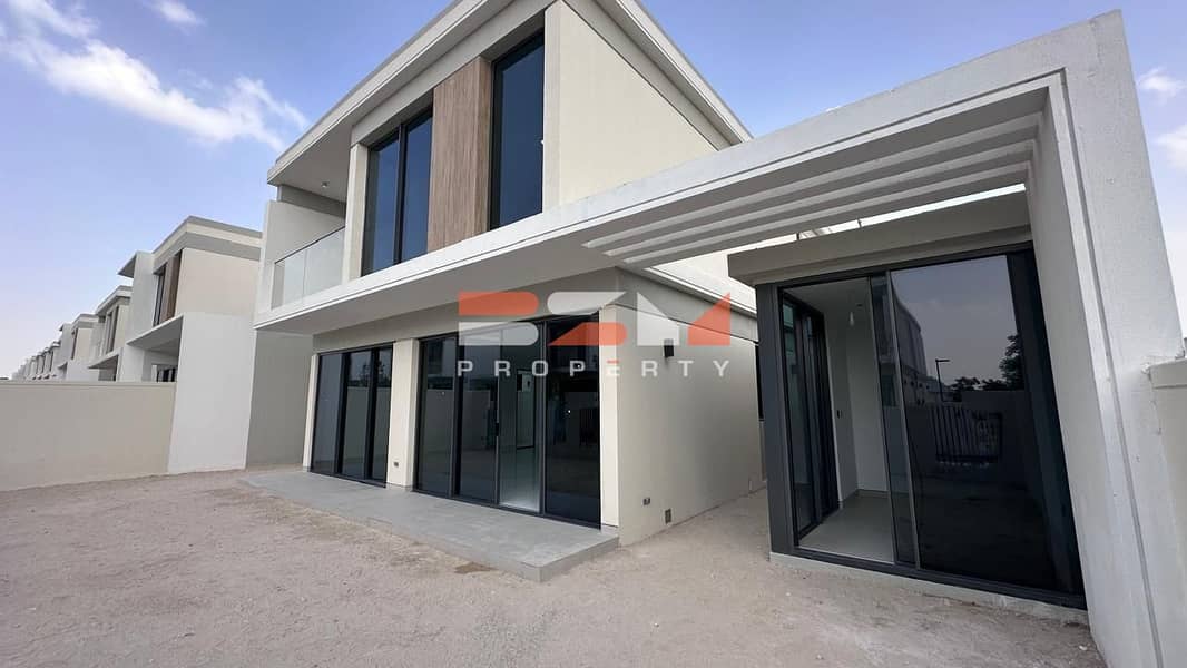 Single Row Villa | Landscaped | 2 Cheques Single Row Villa | Landscaped | 2 Cheques