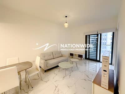 2 Bedroom Flat for Sale in Al Raha Beach, Abu Dhabi - Rented | Luxurious 2BR | Furnished | Vibrant Area