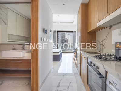 Studio zum zur Miete in Meydan, Dubai - Wohnung in Meydan，Meydan One，Azizi Riviera，Azizi Riviera 61, 55000 AED - 15512418