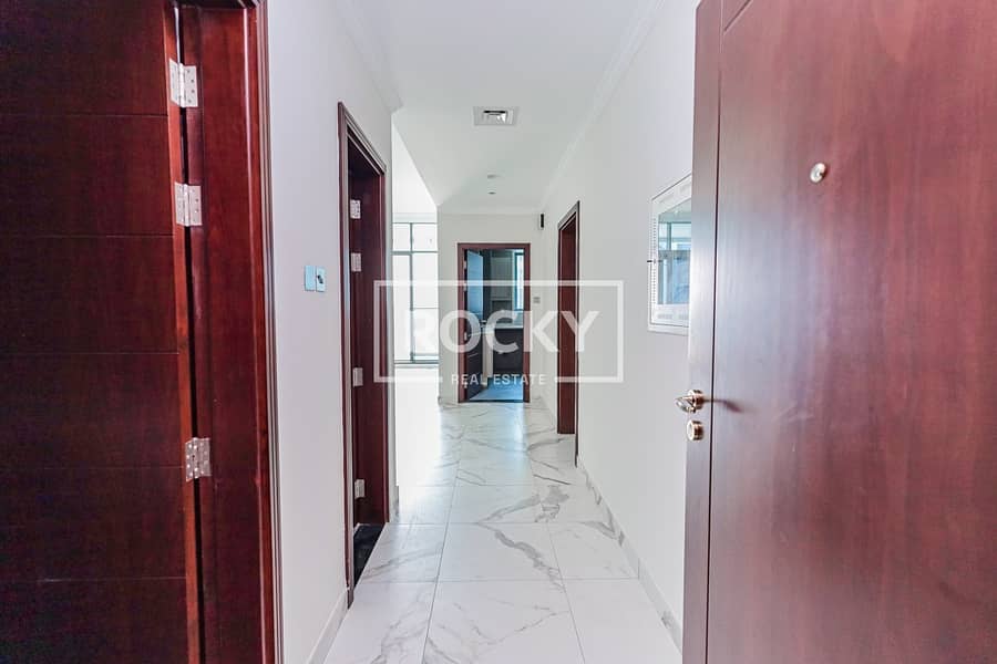 15 Business Bay - Art 18 - Unit 401 -6062. JPG