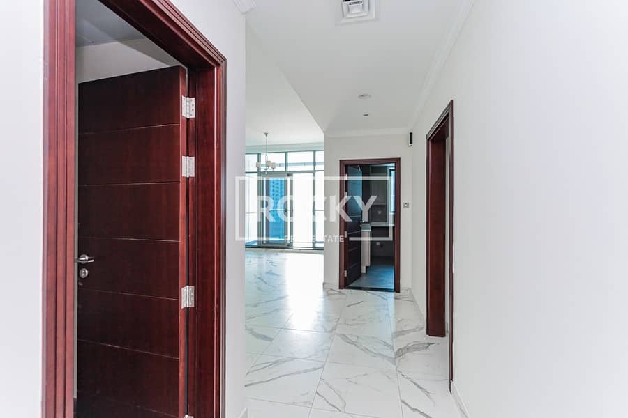 16 Business Bay - Art 18 - Unit 401 -6070. JPG