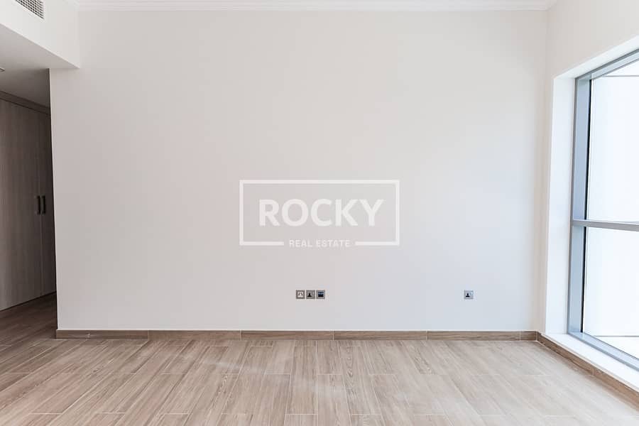 13 Business Bay - Art 18 - Unit 401 -6127. JPG
