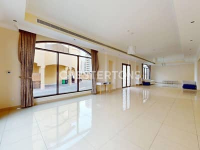 6 Schlafzimmer Villa zum zur Miete in Al Barsha, Dubai - Villa in Al Barsha，Al Barsha 1, 6 schlafzimmer, 380000 AED - 11065693