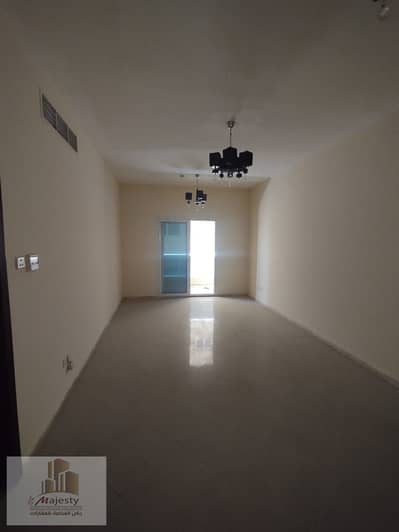 3 Cпальни Апартаменты в аренду в Аль Касба, Шарджа - 84282e31-fe25-499b-be6a-de111e1fd7b1. jpg 3 Cпальни Апартаменты в аренду в Аль Касба, Шарджа - 84282e31-fe25-499b-be6a-de111e1fd7b1. jpg