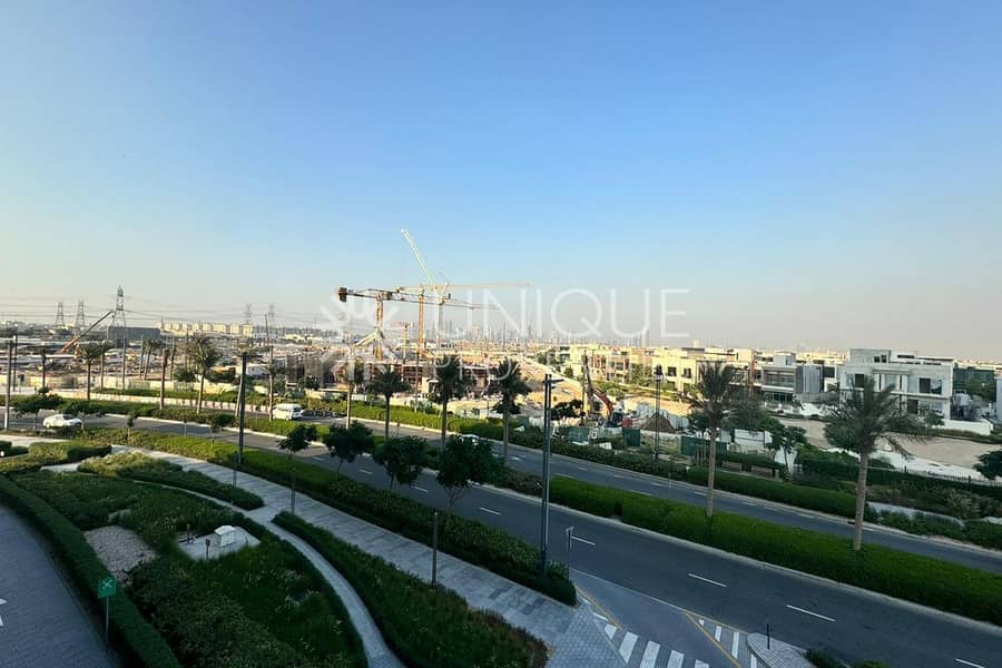 Vacant Now | Golf Course View | Spacious Vacant Now | Golf Course View | Spacious