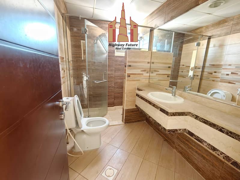 10 16007. jpg