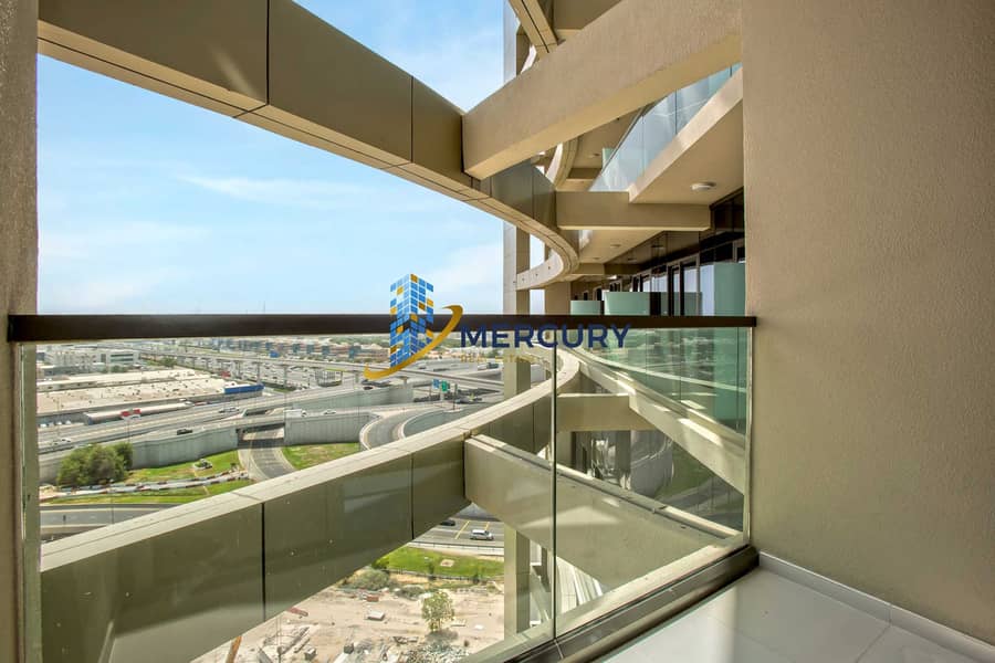 4 Damac-Aykon-city-business-bay-mercury-real-estate-+971555800213-rent-15. jpg