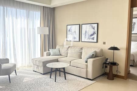 1 Bedroom Apartment for Rent in Downtown Dubai, Dubai - Largest 1BR | Extra Room | Downtown Luxury