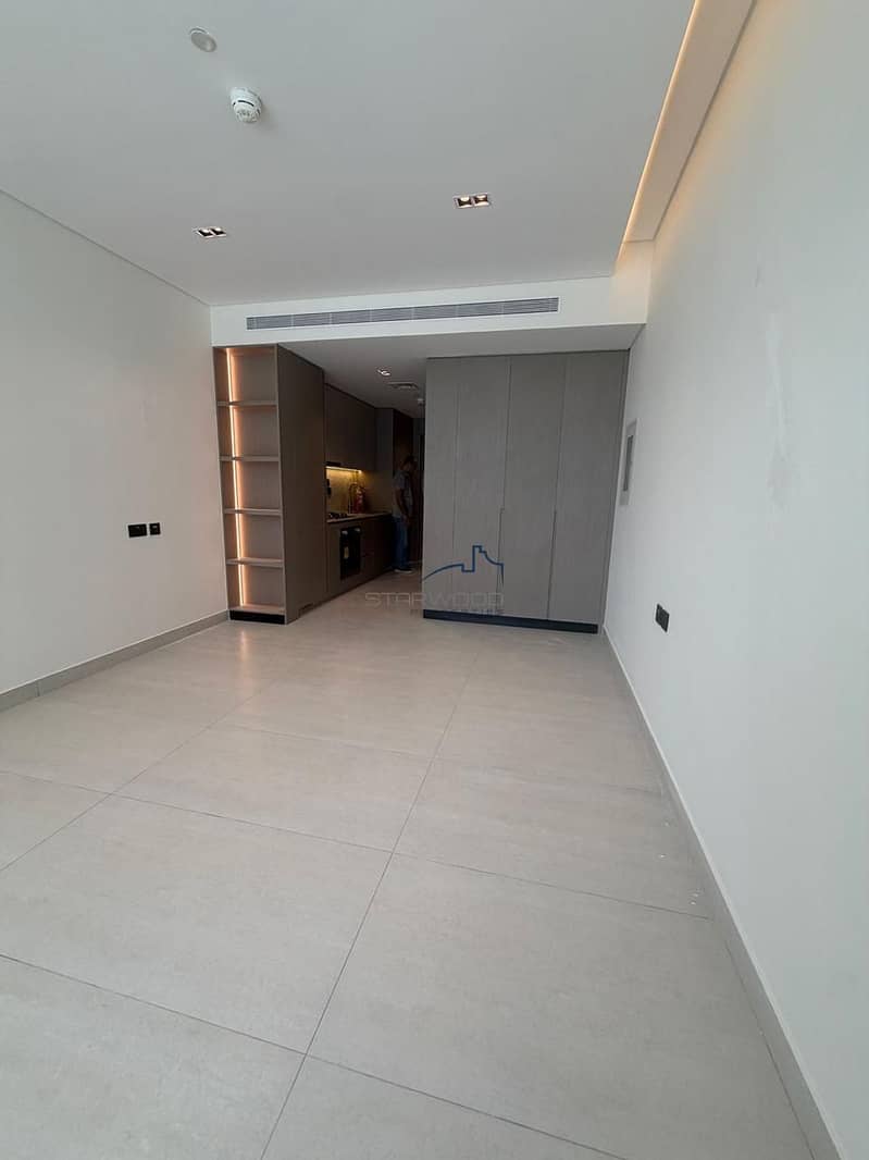 2 07. jpeg