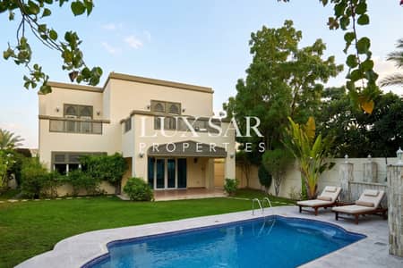 4 Schlafzimmer Villa zum zur Miete in Jumeirah Park, Dubai - Villa in Jumeirah Park，District 4, 4 schlafzimmer, 419999 AED - 15514380